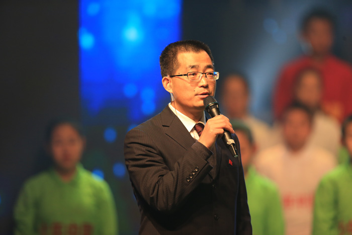 我校举行“梦想点亮青春”2014元旦文艺汇演