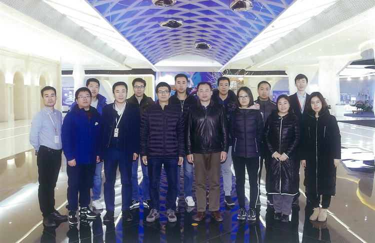 我校信息中心全体教师前往华为北京研究中心参观教研