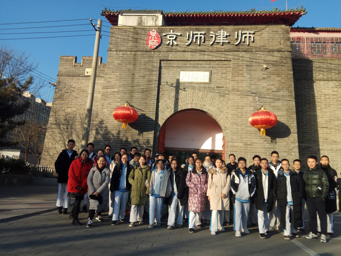 高二年级第一学期社会实践活动暨企业考察活动圆满成功