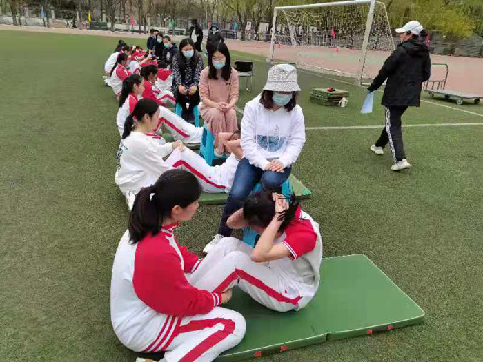 初中部组织初三年级进行第一次体育模拟考试