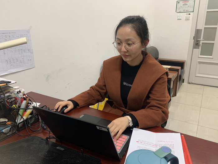 北京市第二十中学初中部召开“初二年级期中线上家长会”