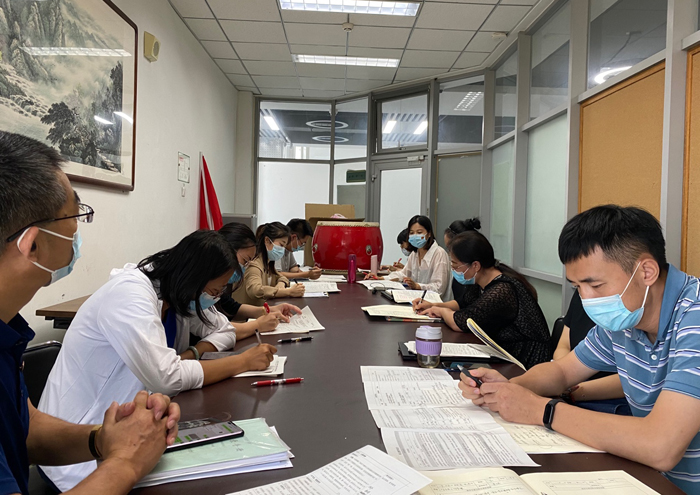 立足单元视角，突破关键问题——北京市第二十中学语文教研室开展高一备课组研究课展示活动