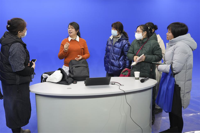 由心入理，让亲子沟通更高效——北京市第二十中学初中部举办家长学校家庭教育讲座