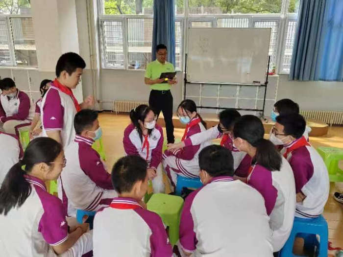 培养组织能力，热心服务同学——北京市第二十中学初一年级开展学生领导力培训活动