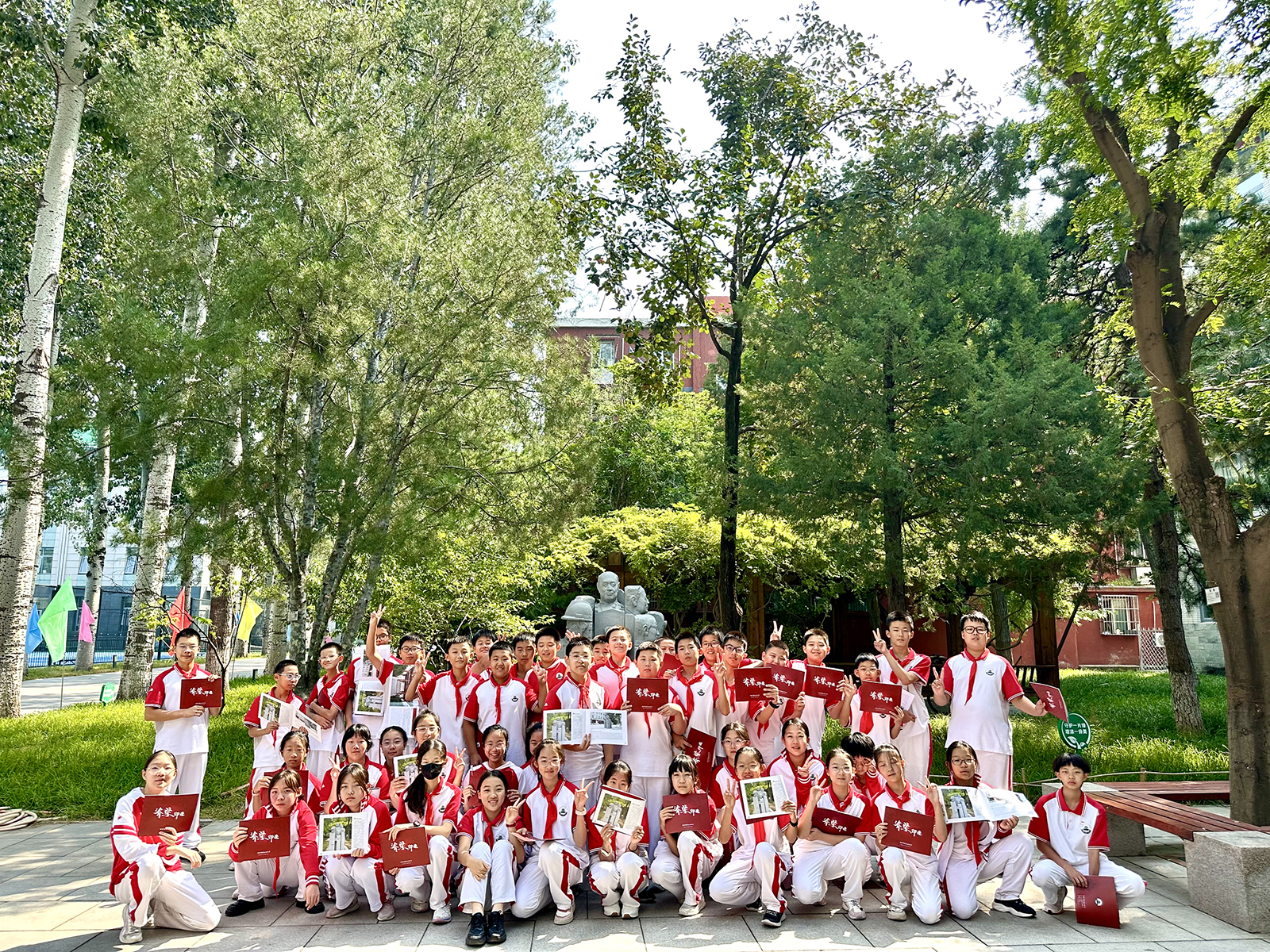 诗意德韵绘蓝图，砥砺前行谱华章——初中部2027届新生入学第一个月成长印记